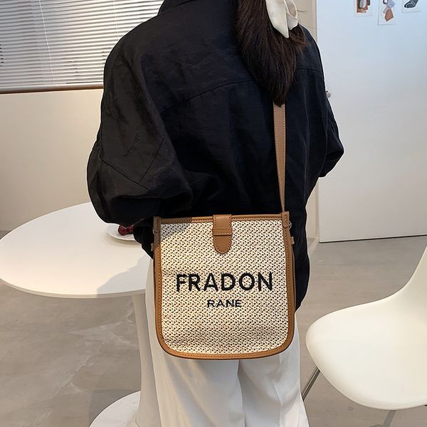 

large capacity bag women's summer new fashion versatile minority woven tote bag single shoulder messenger handbags