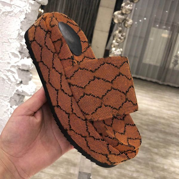 

womens slippers fashion beach thick soled slippers womens shoes letter womens sandals leather high heel slippers wear original size 35-42, Black