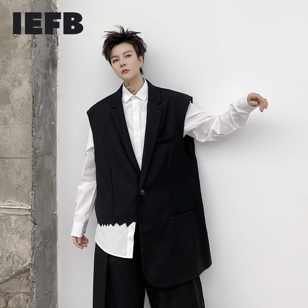 

men's spring black vest laser cut asymmetric hem sleeveless design waistcoat single button notched collar 9y5303 vests, Black;white