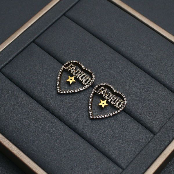 

design jewelry new net red same love 925 silver needle heart earrings female