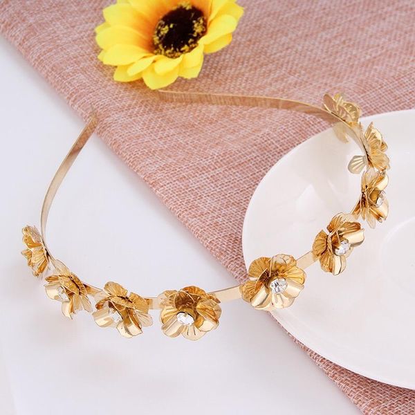 

hair clips & barrettes korean alloy crystal hoop flower design girl artless sweet style jewelry european and american simple hairwear, Golden;silver