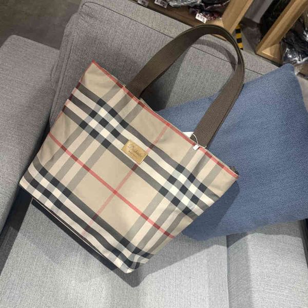 

cosmetic bags handbags korean fashion lattice leisure zipper handbag waterproof shopping mommy file one shoulder women's