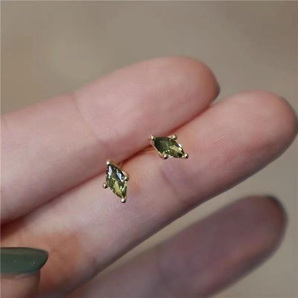 

stud 925 sterling silver horse eye olive emerald earrings for women simple temperament small gold studs fine jewelry accessories, Golden;silver