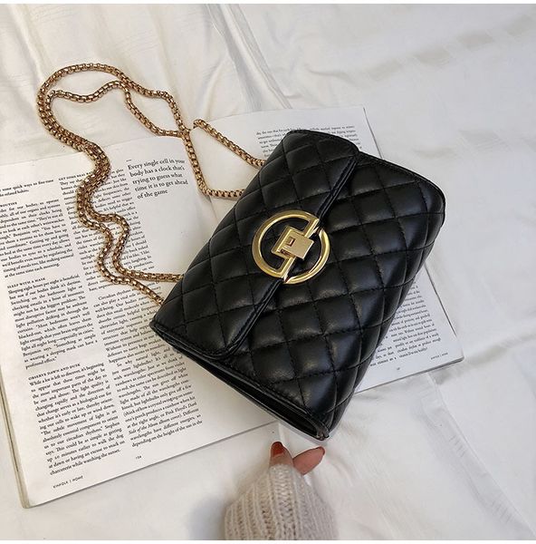 

jewelry ins ultra ladies small bag ladies 2021 new korean fashion chic slanted bag on the new link chain bag, Black