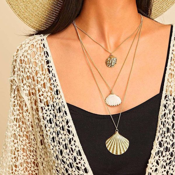 

Chains Europe And America Cross Border Creative Accessories Bohemian Style Natural Shell Gold Pendant Multi-Layer Women's Necklace, Silver