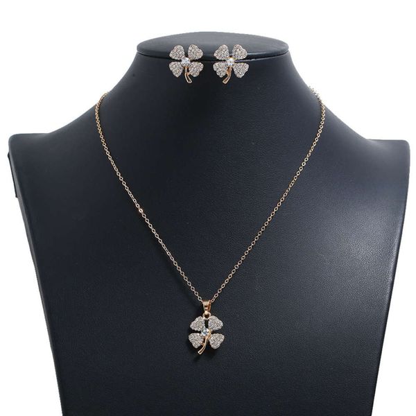 

christmas bride diamond necklace earring national clover shape jewelry set hot, Black
