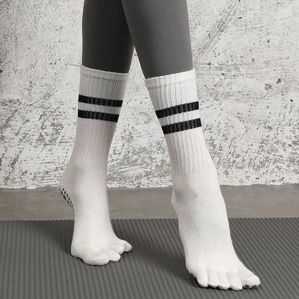 

new professional non-slip women's yoga socks wholesale pilates five-finger socks in tube full inclusive toe silicone high hosierys, Black;white