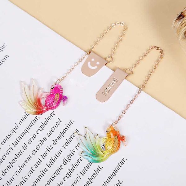 

2pc kawaii color goldfish pendant bookmark creative exquisite metal pattern book mark page folder marker office school supplies