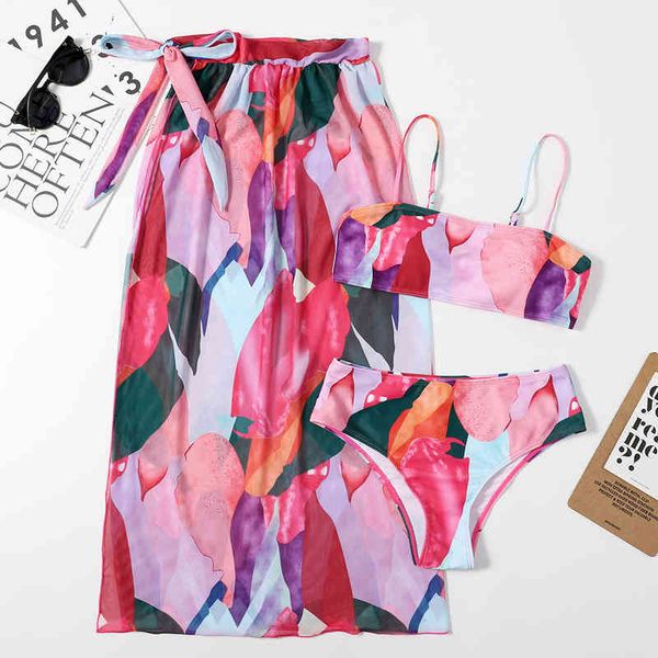 

printed split swimsuit with three piece triangle bikini, White;black