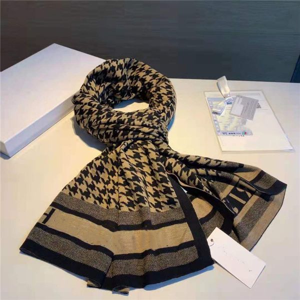

2021 fashionable luxury ladies scarf warm cashmere check letters infinityplaid woman sciarpe winter thick bandana shawl echarpe de luxe size, Blue;gray