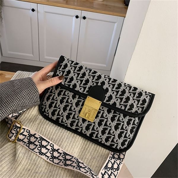 

designer sale bag new fashion trendy small square bag retro versatile wide shoulder strap messenger single