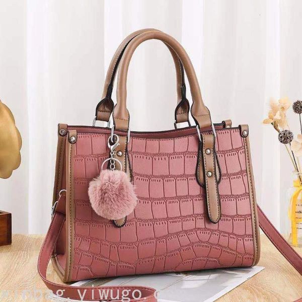 

live popular fashion women's bag simple and atmospheric single shoulder messenger bag 12944