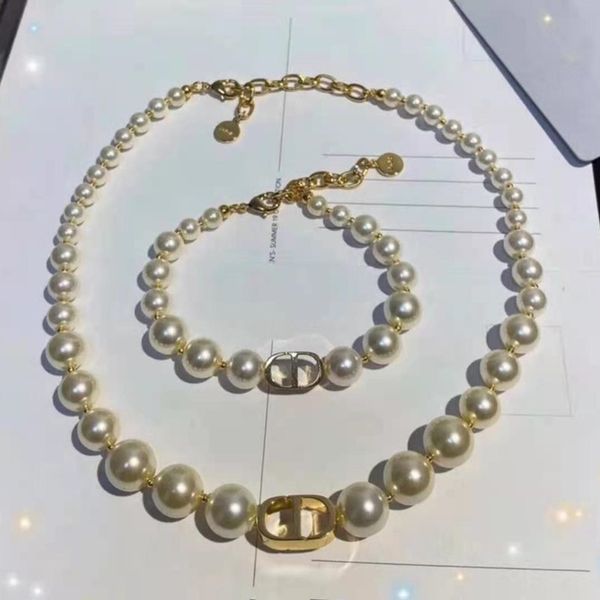 

designer jewelry new letter pearl bracelet women's light luxury style versatile personalized hand jewelry 64wr, Silver