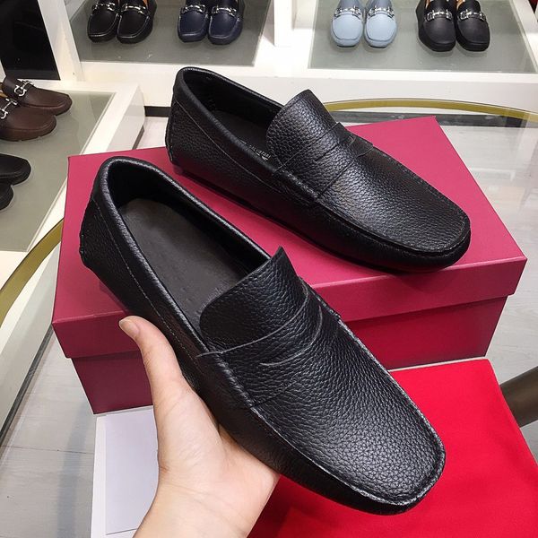 

2021 shoes brand fashion women gold low cut leather flat men casual sneakers 36-44 pp, Red;white