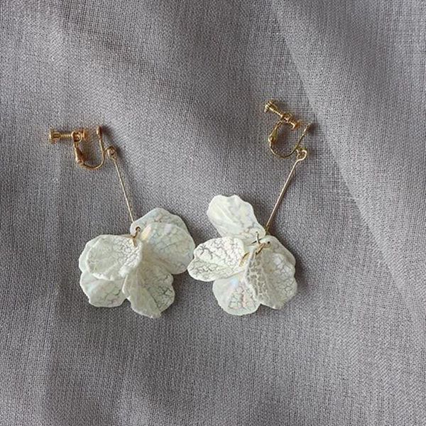 

clip-on & screw back trendy long drop flower white acrylic earrings personality elegant design ear clips for women's, Silver
