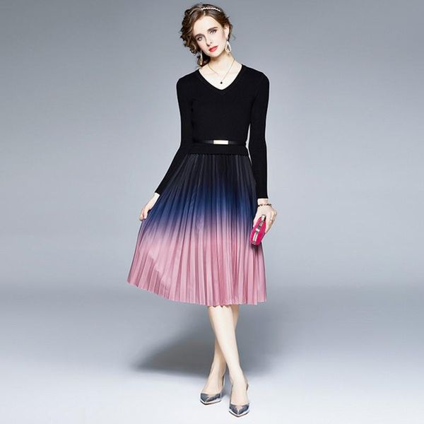 

casual dresses 2021 autumn knitted dress women's temperament slim slimming mid-length stitching gradient color pleated knit, Black;gray
