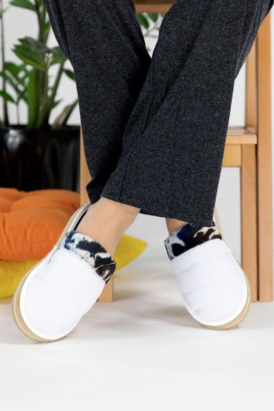 

slippers women's white plush home slipper, Black