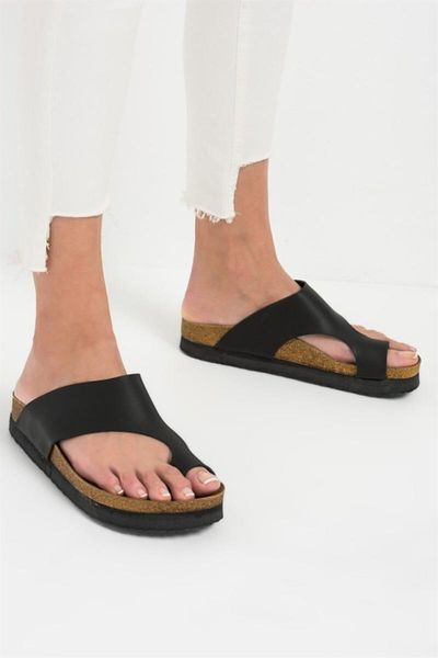 

women's black slippers 2021
