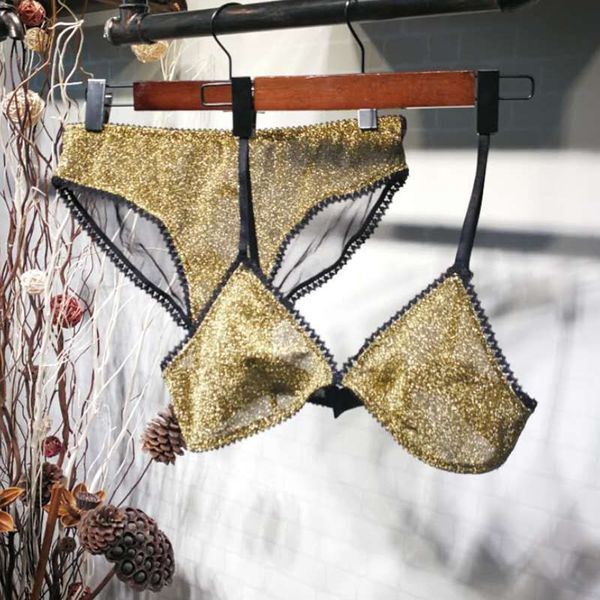 Wriufred confortável plus size sutiã sets tentação triângulo selvagem triângulo underwear ouro sliver ultra fino sexy lingerie sets x0526