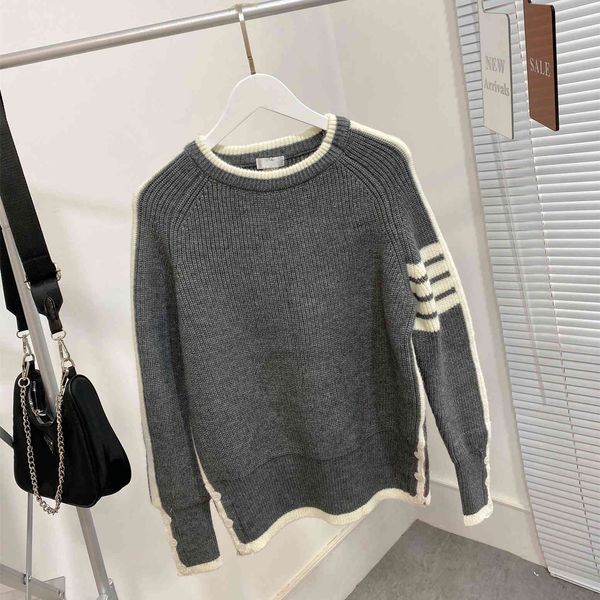 

high qualy 21ss autumn new four bar knted round neck sweater for men women couples outside and wear it inside, White;black
