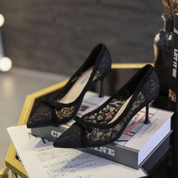 

6885-r18 single shoe women's spring mh pattern thin heel versatile fairy pointed high heels, Black