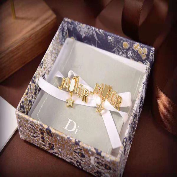 

fashion design luxury jewelry earrings chir dd family 21 years pearl, Golden