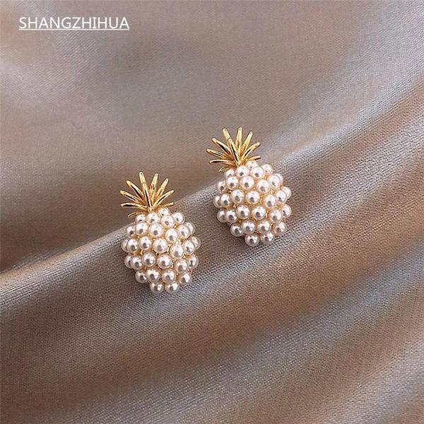 

stud s925 needle simple and compact pearl pineapple earrings ladies temperament, retro fashion jewelry shangzhihua, Golden;silver