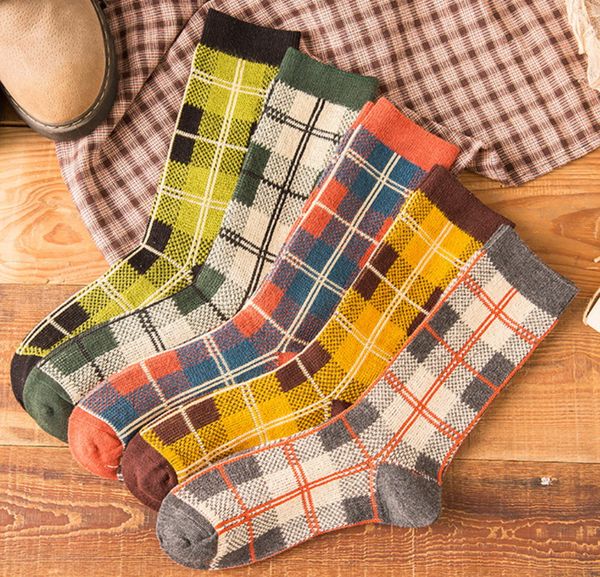 

woman socks interesting geometric pattern striped european and american street fashion trendy sports cycling gaiters size: 36-40, Black;blue