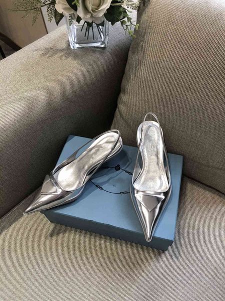 

2022 women shoes red bottoms high heels pointed toe sole pumps wedding dress nude black shiny hd0411 zlh