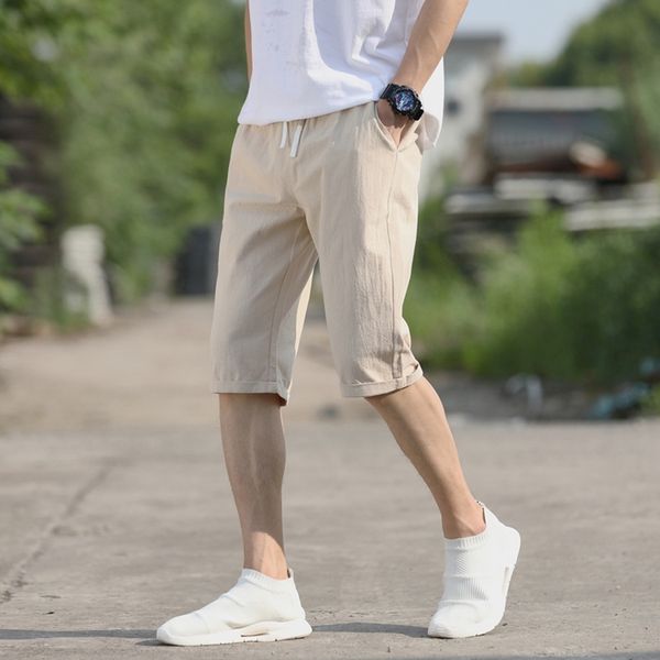

2020 new casual shorts cotton and hemp pants summer capri linen beach five men's pants, White;black