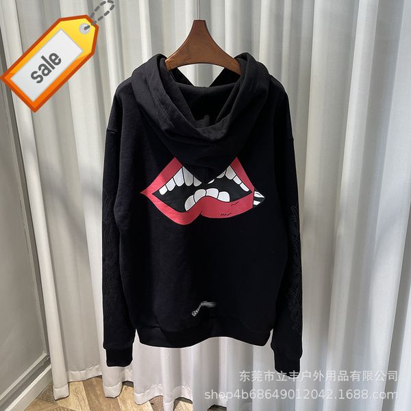 

chao ch men's and 2022 women's same graffiti red lip print hoodie top, Black