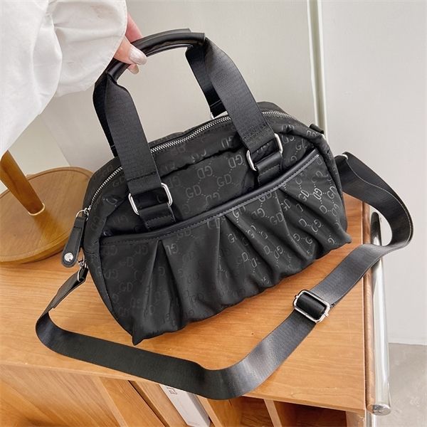 

purse signature hand women's new oxford cloth pleated versatile casual messenger bag