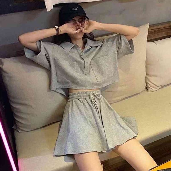 

casual sports suit female summer lapel double pocket loose tshirt and a-line shorts two-piece set trend women clothing 210602, White