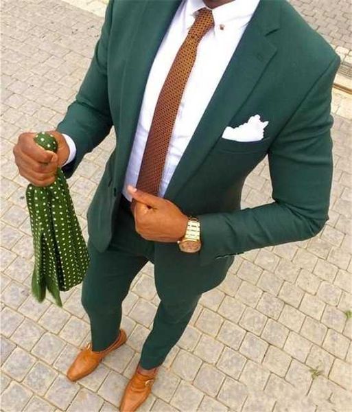 Yeni Popüler Tek Düğme Koyu Yeşil Damat Smokin Çentik Yaka Groomsmen Erkek Düğün Takım Elbise Blazers (Ceket + Pantolon + Kravat) X0909