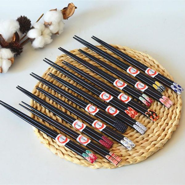 

chopsticks 5pair creativity japanese chopstick alloy non-slip sushi sticks chop chinese gift reusable fingernail