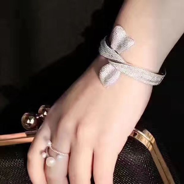 

acckingh luxury accessories fashion unique bowknot sets zircon micro pave hand bracelet, Black