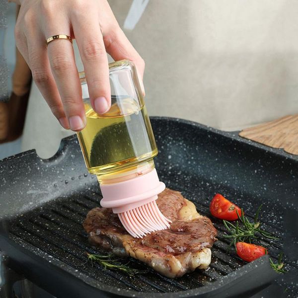 

storage bottles & jars comes with a glass cover cup simple silicone brush head cooking gadgets sao roasting oil soy sauce artifact