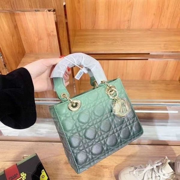 

gradient women's princess slant span versatile temperament women's high grade portable shoulder bag luxuryss designerss yw