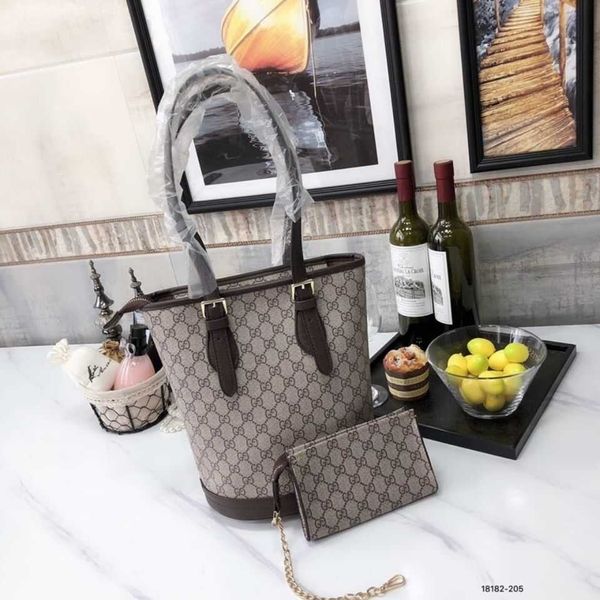 

wholesale counter genuine 2021 coolgio middle fashion women's one shoulder portable bucket bag luxuryss designerss yw