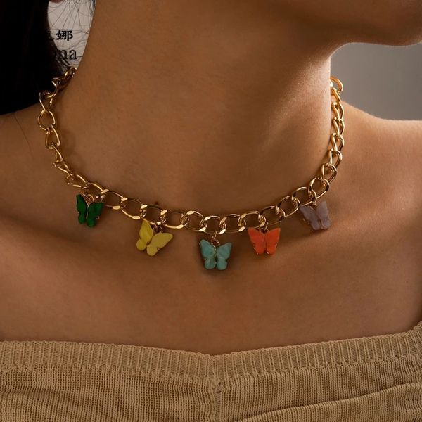 Catene di clavicole con ciondolo a farfalla multicolore vintage per gioielli da festa con collana girocollo in lega d'oro da donna