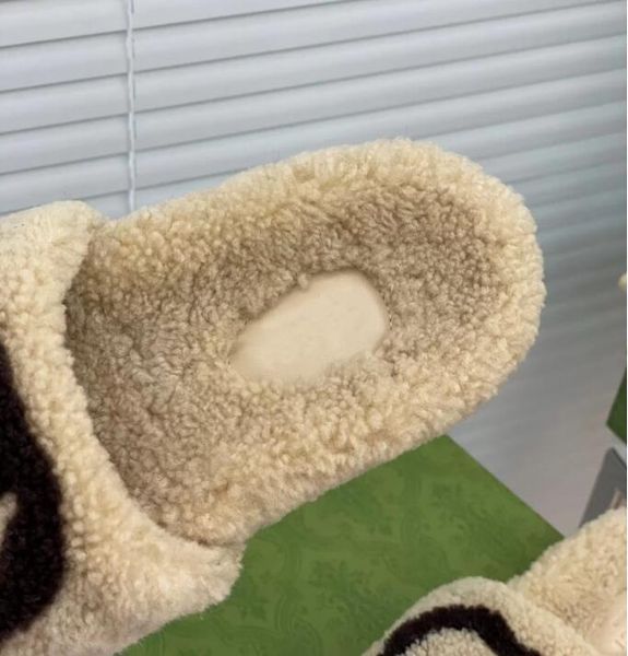 

2021 designer double g slippers female french fashion winter versatile flat bottom non-slip casual net drag letter thick-soled lambs wool sh, Black