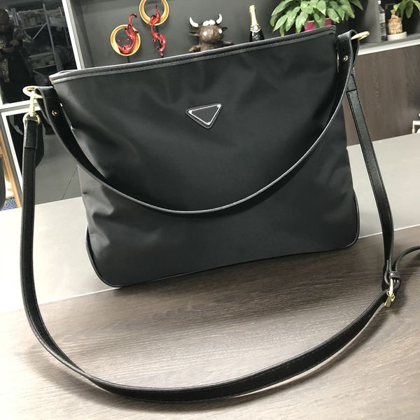 

luxury women purses shopping bags black triangle handbags casual crossbody shoulder totes bag fashion lady nylon cross body medium size high