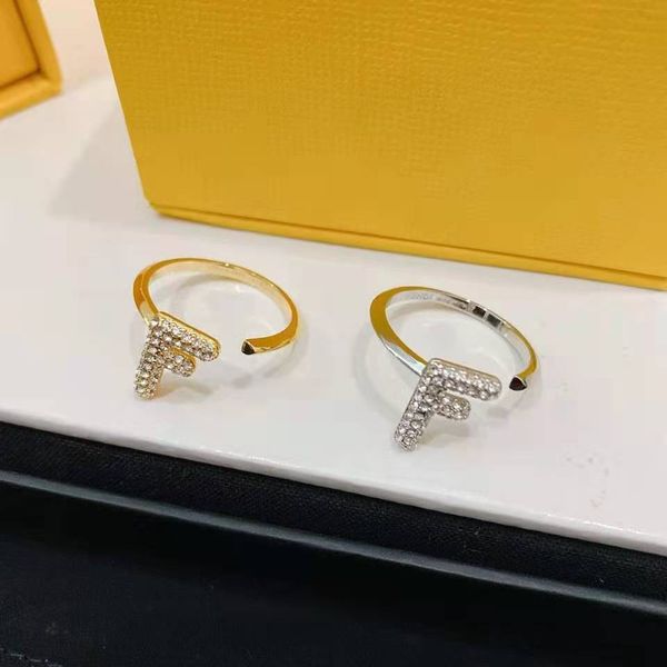 

design jewelry female net red temperament 2021 new letter earrings for girlfriend, Golden;silver