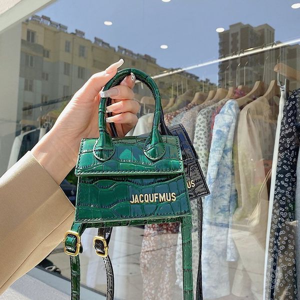 

70% off 2021 new parent child pure color simple accessories fashion bag crocodile texture women's portable one shoulder messenger bag r