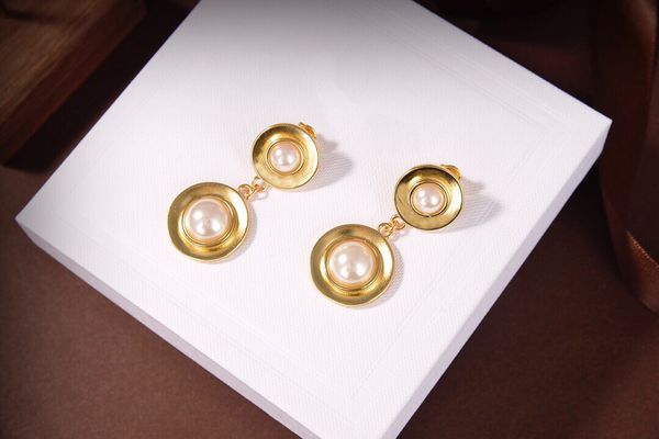 

designer women earrings female stud color earring, Golden;silver