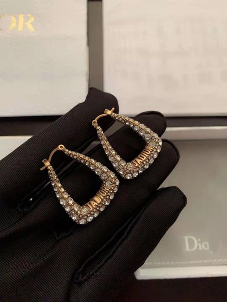 

design jewelry / new 20-year personalized letter rhinestone french korean earrings female, Golden