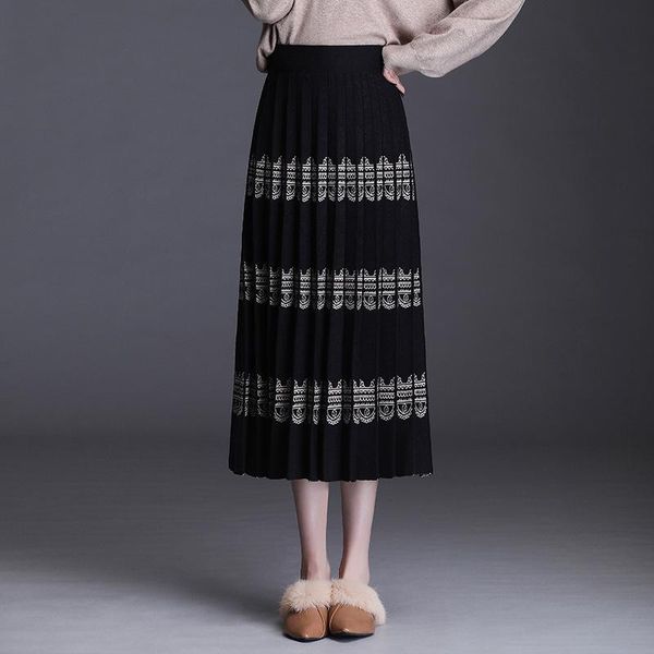 

autumn winter high waist women thick knitting wool skirt national style flower loose long pleated skirts female elegant, Black