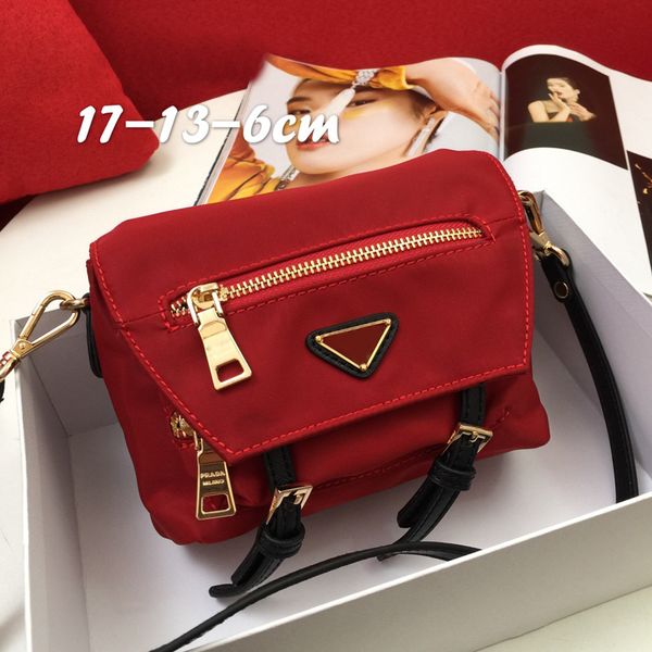 

wholesale luxury designer handbags shopping bags canvas materials printed patterns decorate the classic style of ladies satchel z255