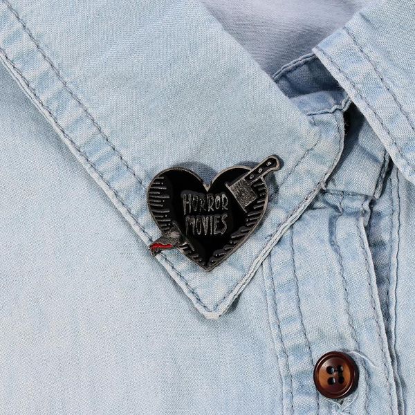 

pins, brooches 2021 retro category like to watch horror movies,letter heart-shaped with blood stained kitchen knife brooch, Gray