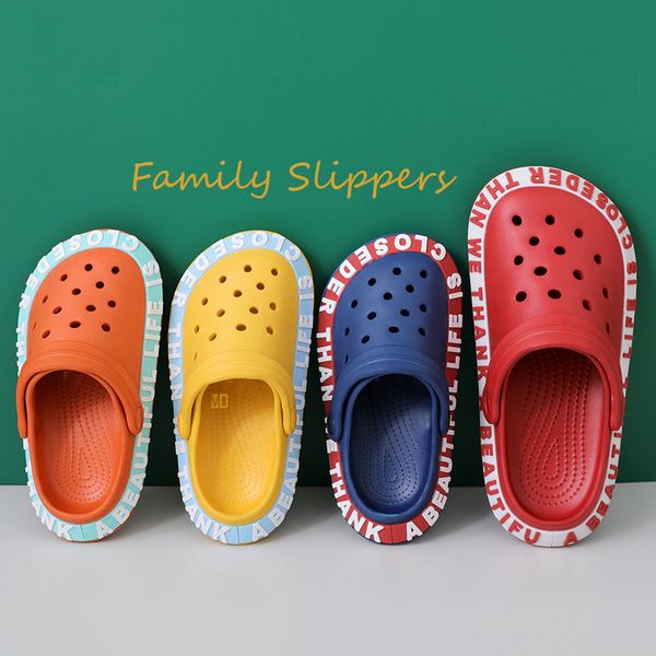 

2022 new summer slippers eva non slip shoes child parent women men kid quality garden beach sandals slides cozy charms, Black